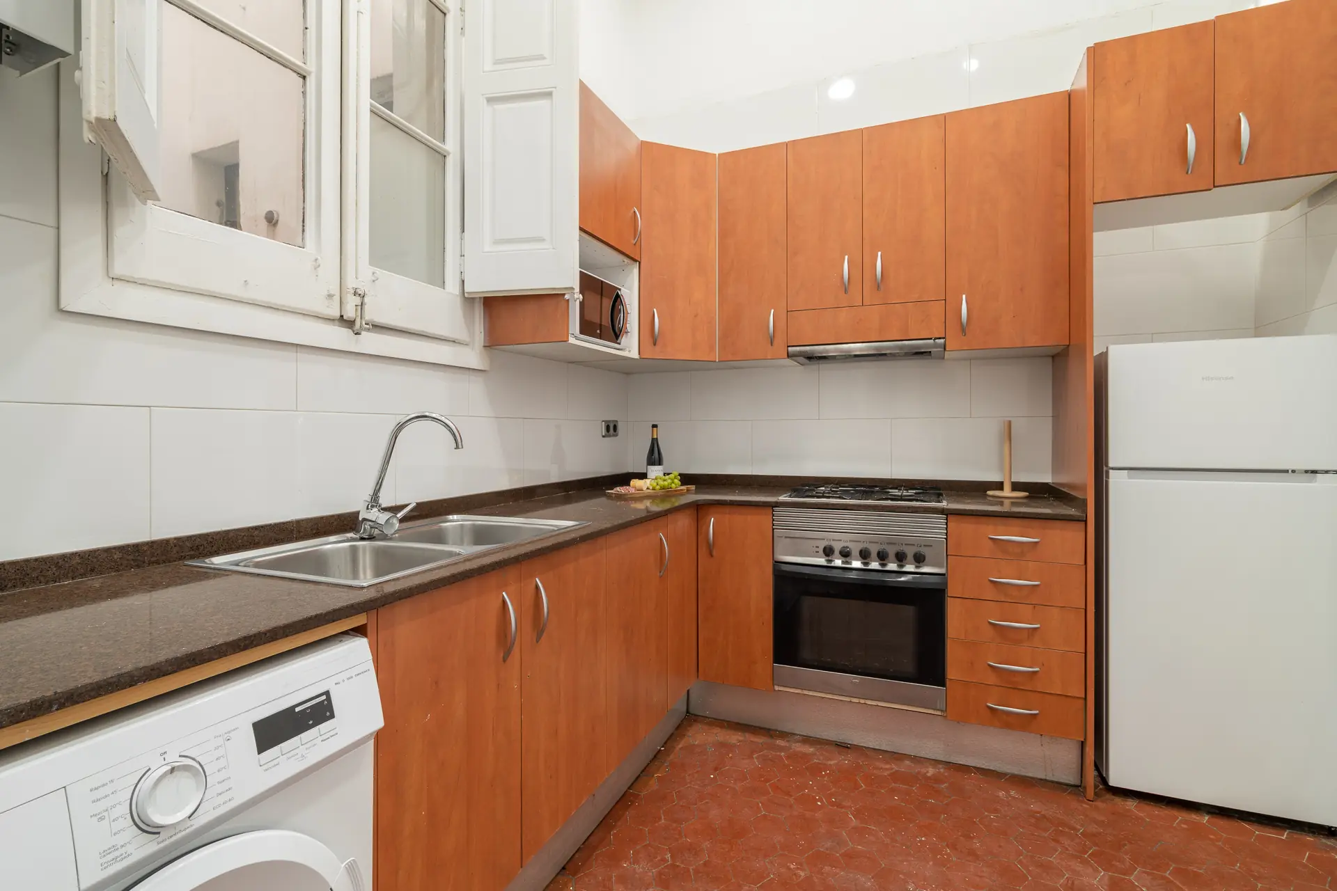 Kitchen 1